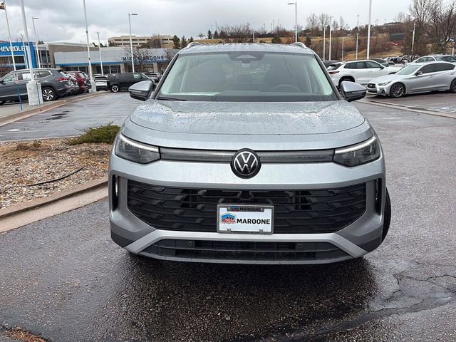 New 2026 Volkswagen Tiguan SE AWD/4WD image 2