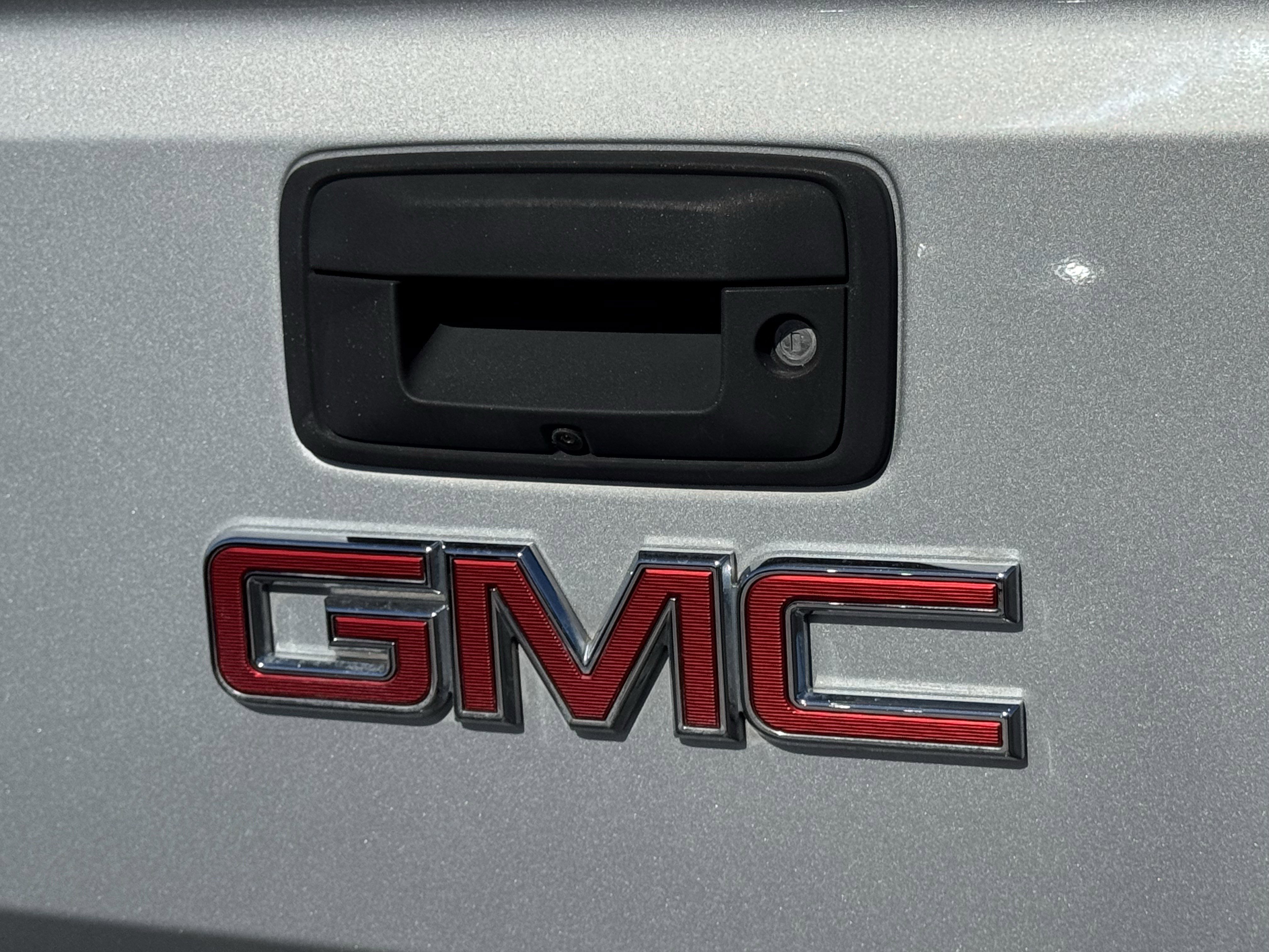Used 2015 GMC Sierra 1500 SLE w/ SLE Value Package image 42