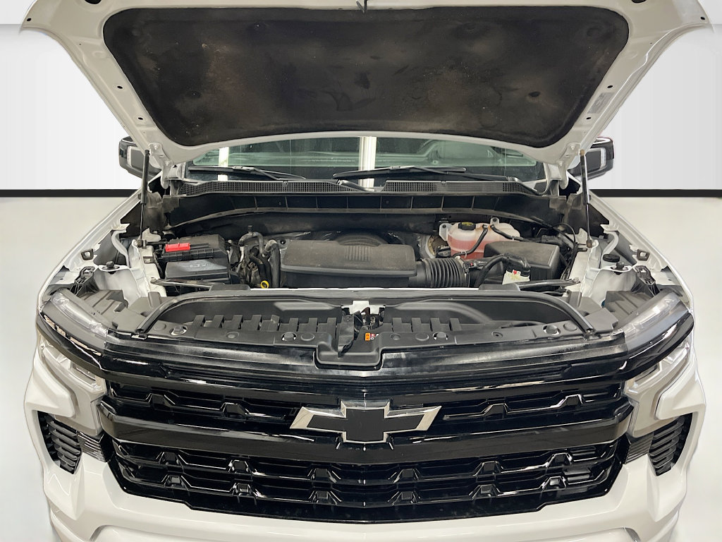 Used 2025 Chevrolet Silverado 1500 RST w/ Convenience Package II AWD/4WD image 32
