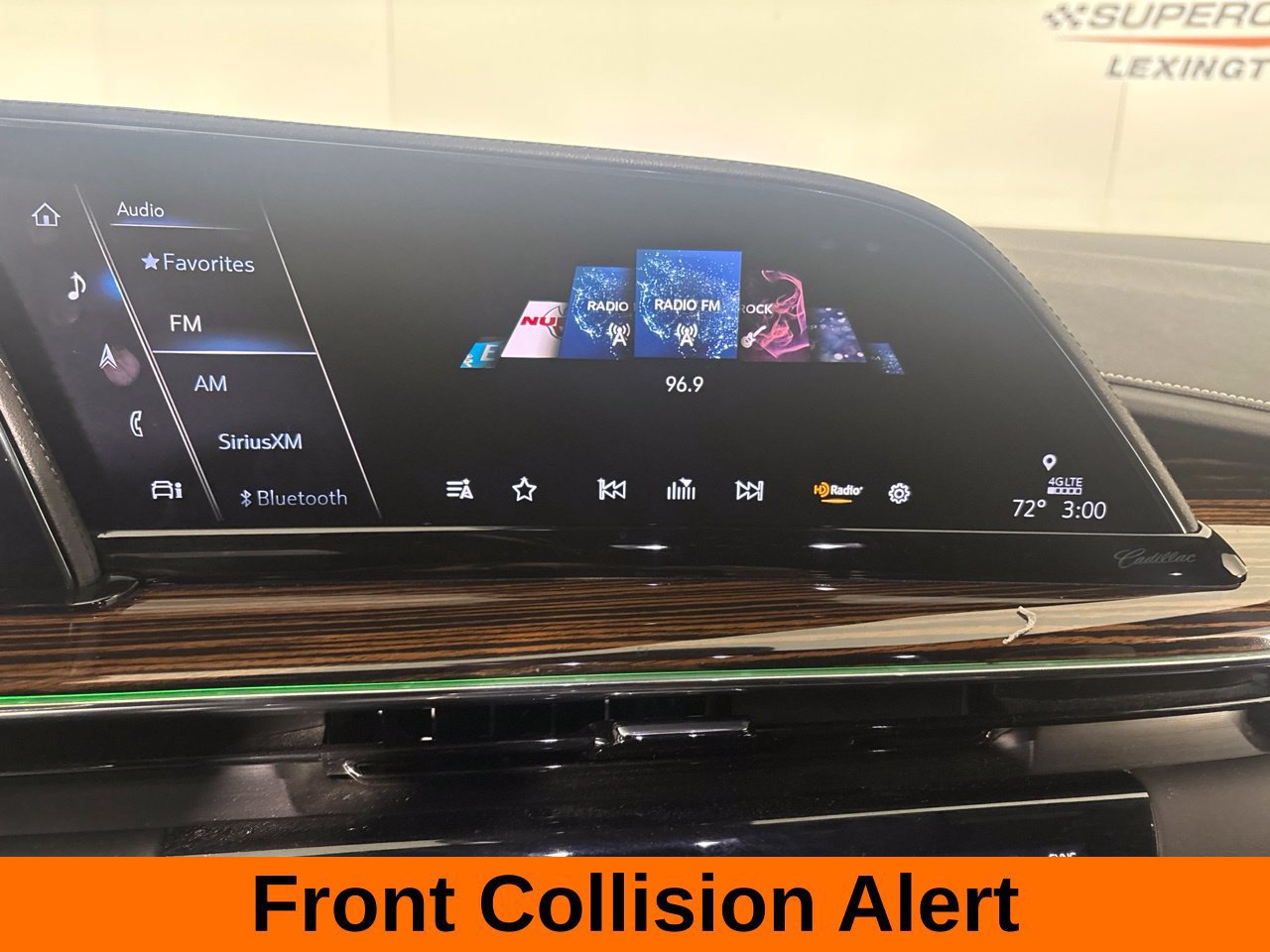 Used 2024 Cadillac Escalade ESV Premium Luxury AWD/4WD image 23