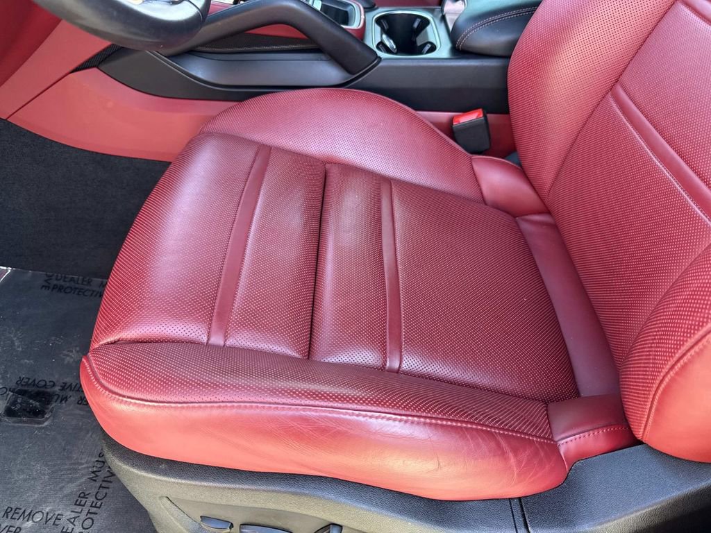 Used 2023 Porsche Cayenne image 28