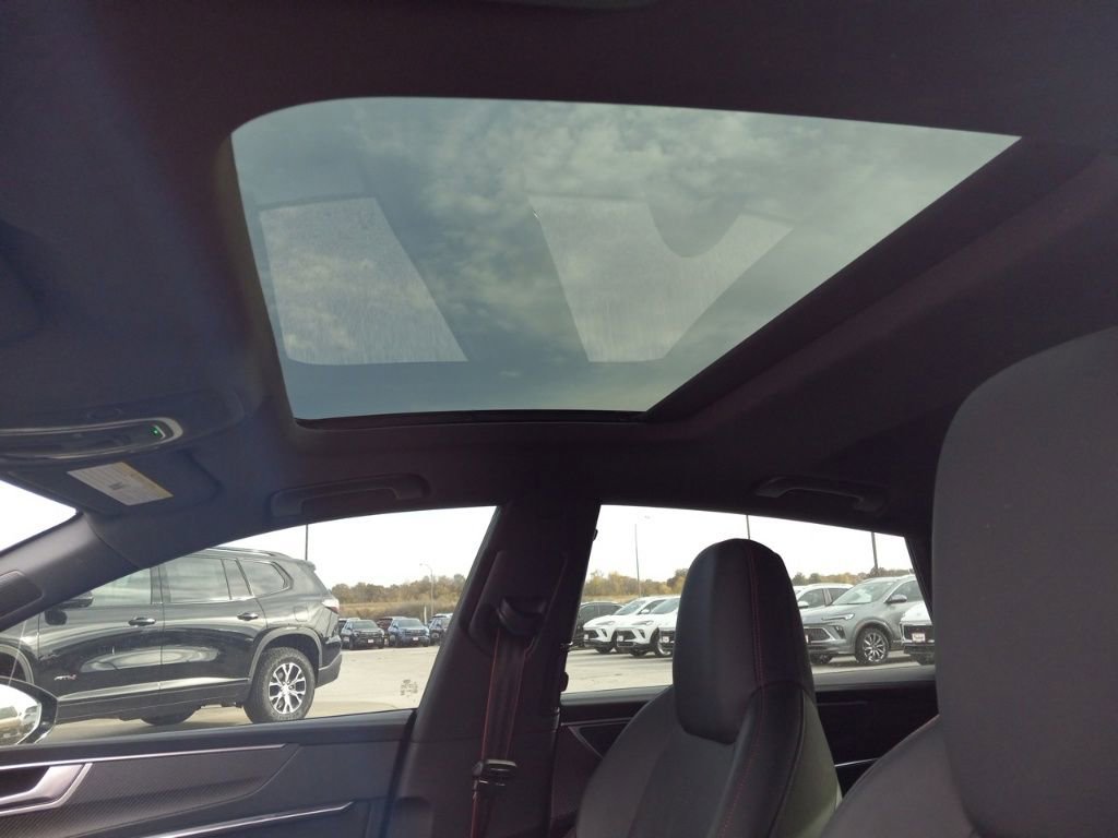 Used 2022 Audi RS 7 4.0T w/ Black Optic Package image 17
