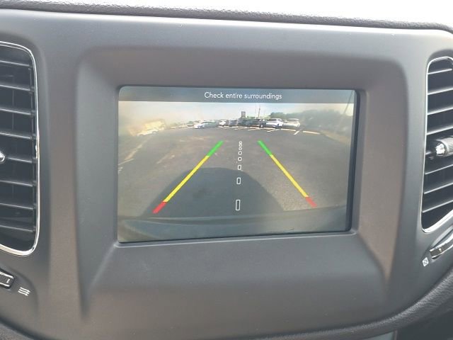 Used 2017 Jeep Compass Latitude w/ Popular Equipment Group FWD image 14
