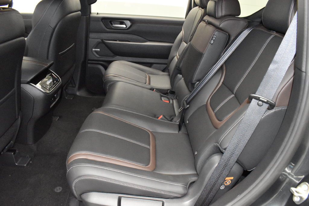 New 2026 Nissan Armada SL AWD/4WD image 40