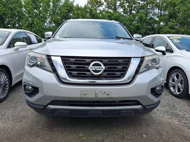 Used 2017 Nissan Pathfinder SV w/ Trailer Tow Package AWD/4WD image 2