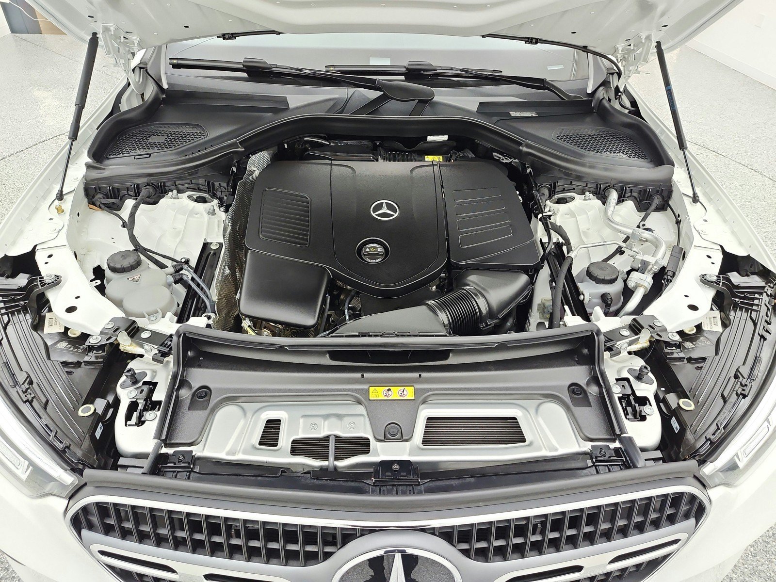 Certified 2026 Mercedes-Benz GLC 300 image 16