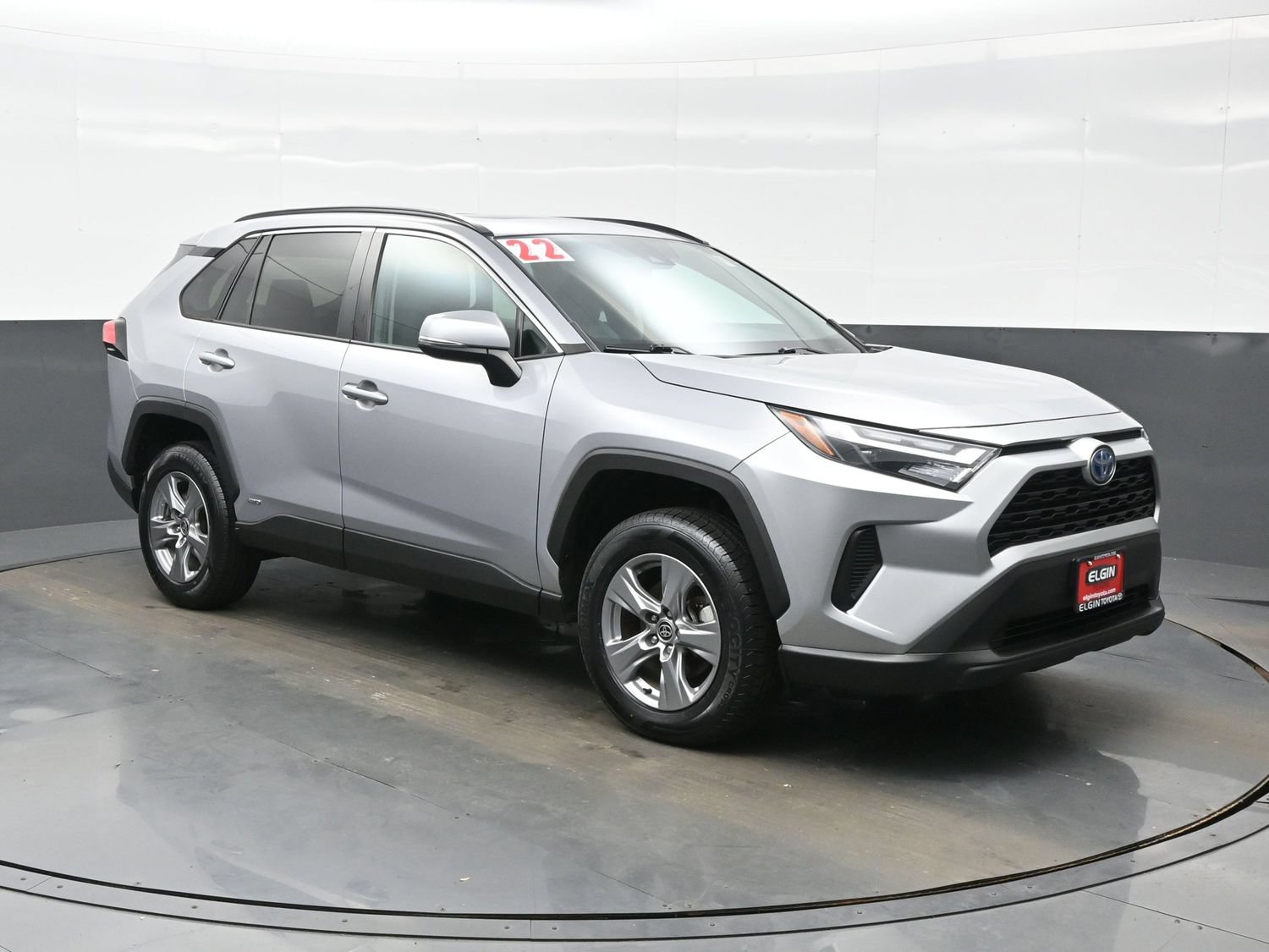 Used 2022 Toyota RAV4 XLE w/ Convenience Package AWD/4WD image 8