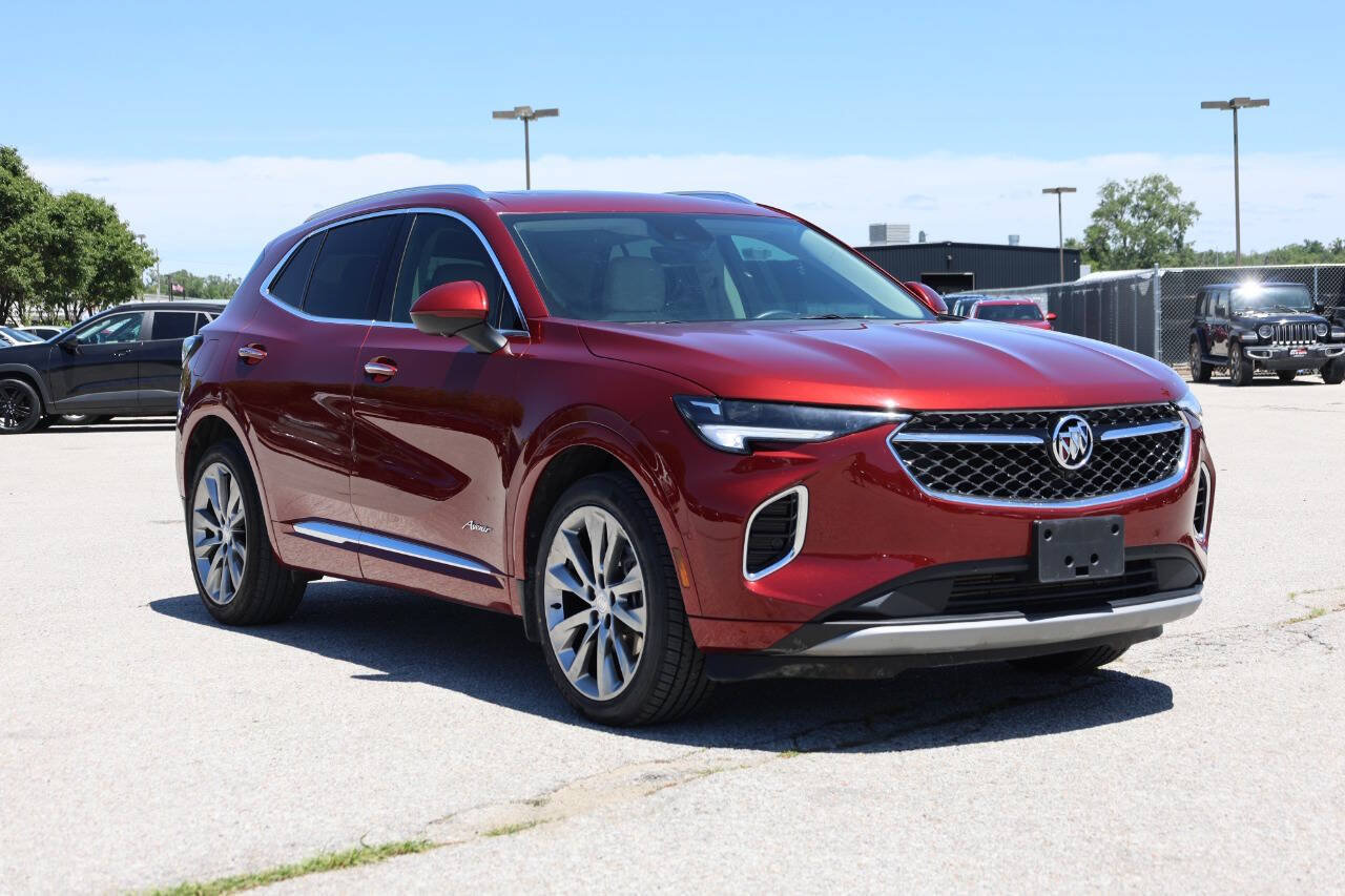 Used 2021 Buick Envision Avenir w/ Technology Package II AWD/4WD image 4