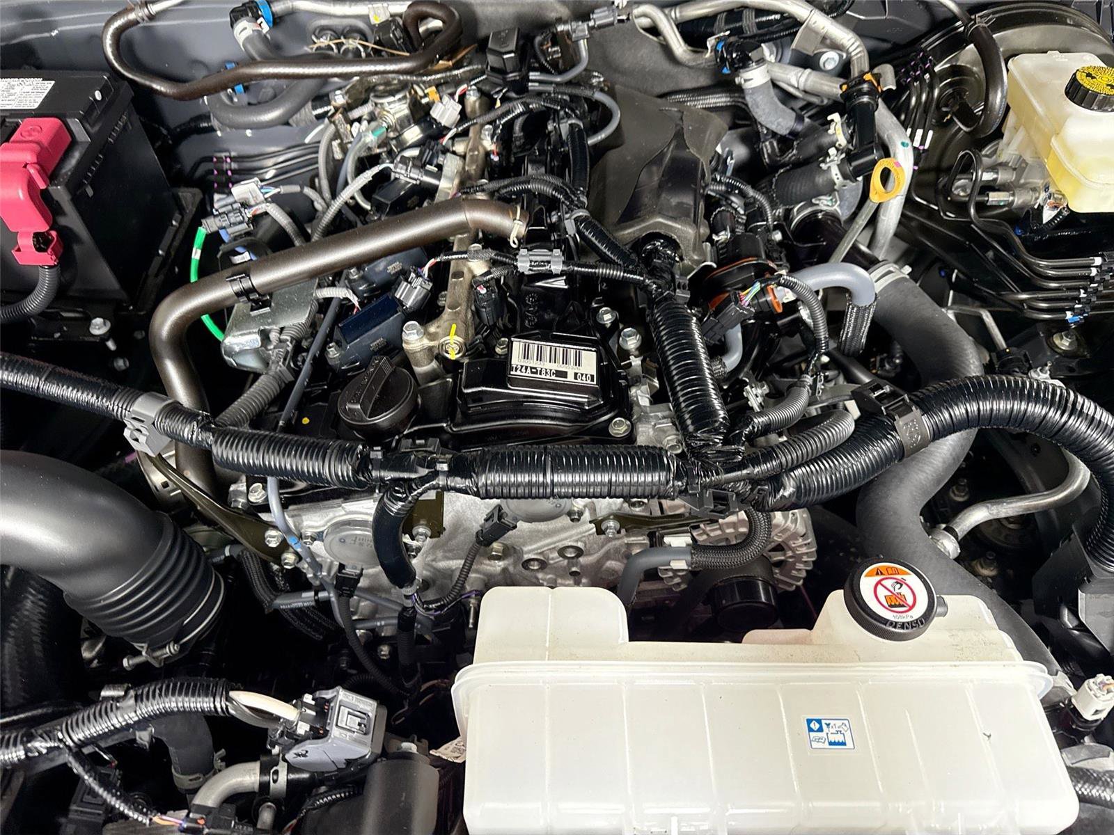 Certified 2025 Toyota Tacoma TRD Off-Road image 48