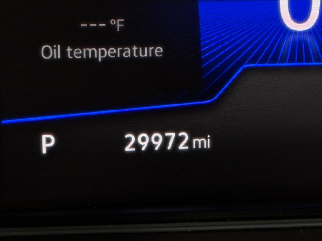 Used 2022 Volkswagen Tiguan SE image 18