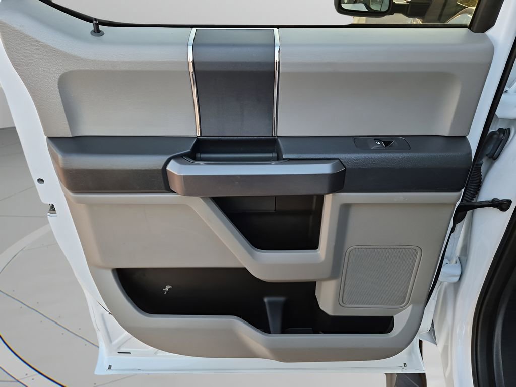 Used 2022 Ford F250 XLT w/ FX4 Off-Road Package image 17