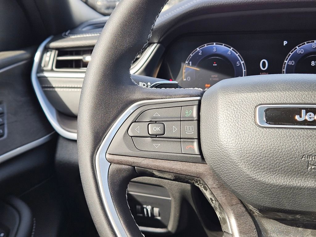 New 2025 Jeep Grand Cherokee Limited image 26