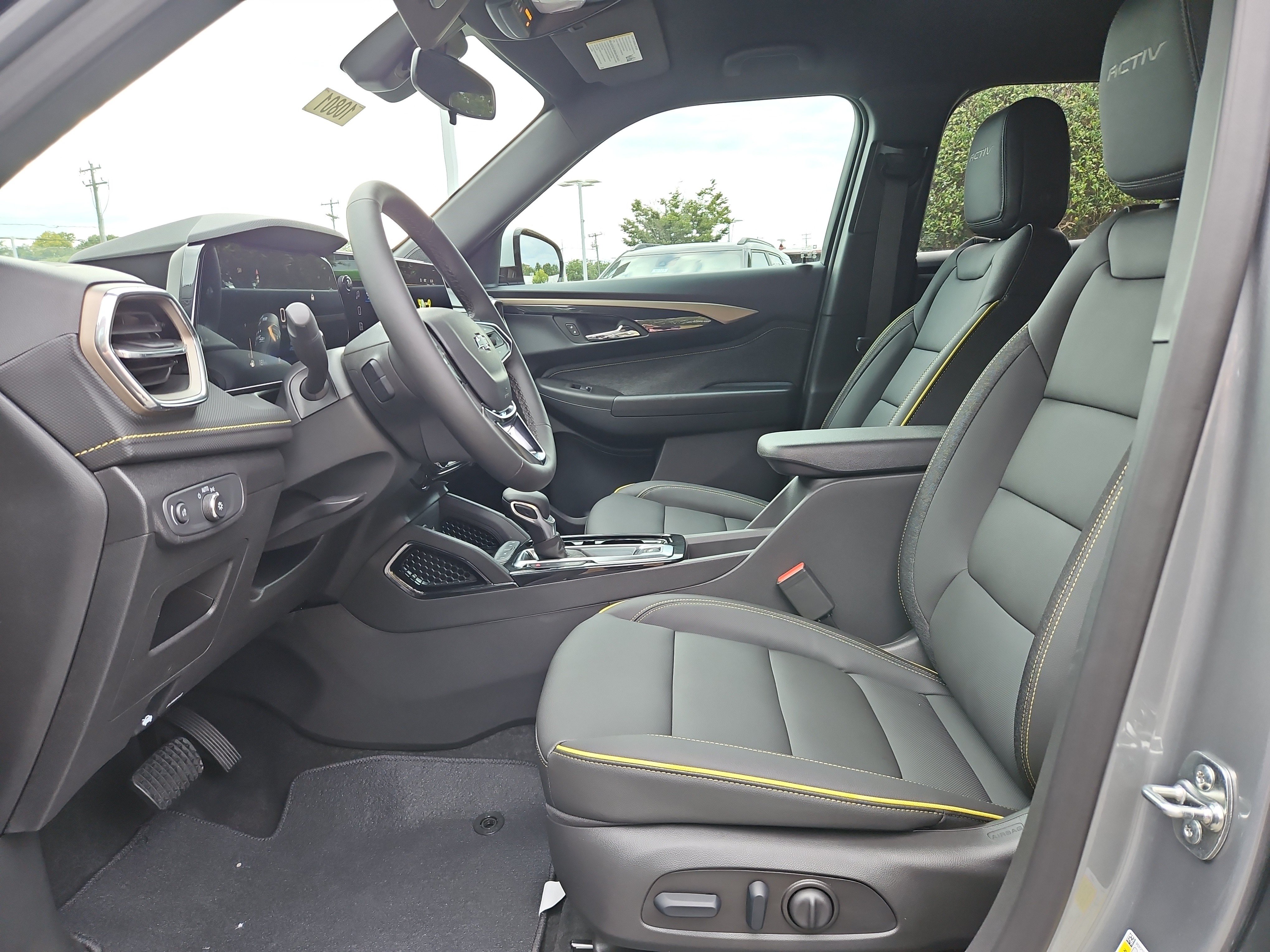 New 2026 Chevrolet TrailBlazer ACTIV FWD image 9