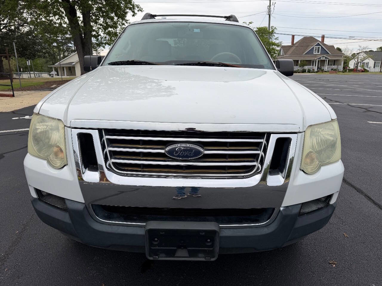 Used 2007 Ford Explorer Sport Trac XLT image 3