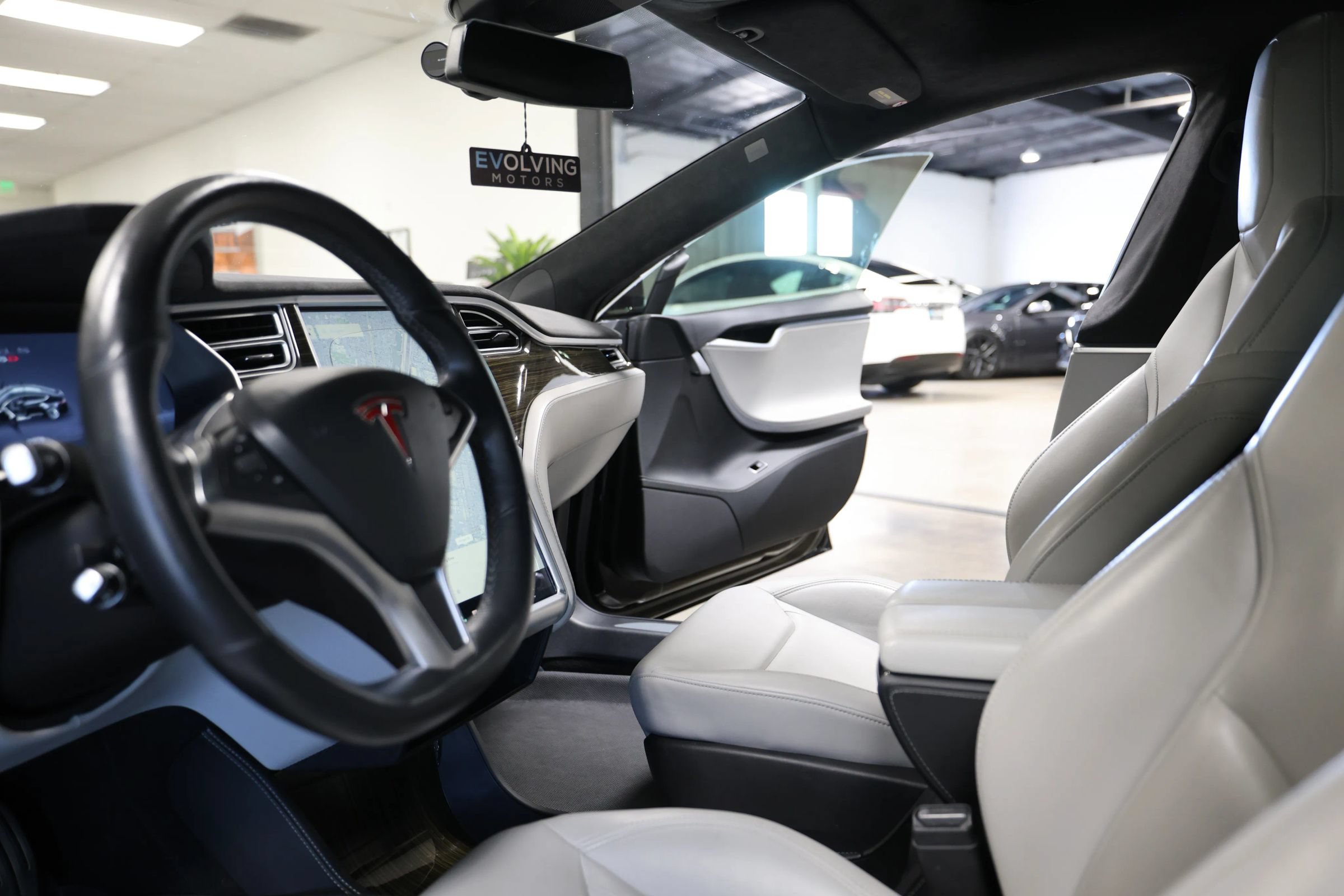 Used 2014 Tesla Model S P85D AWD/4WD image 30