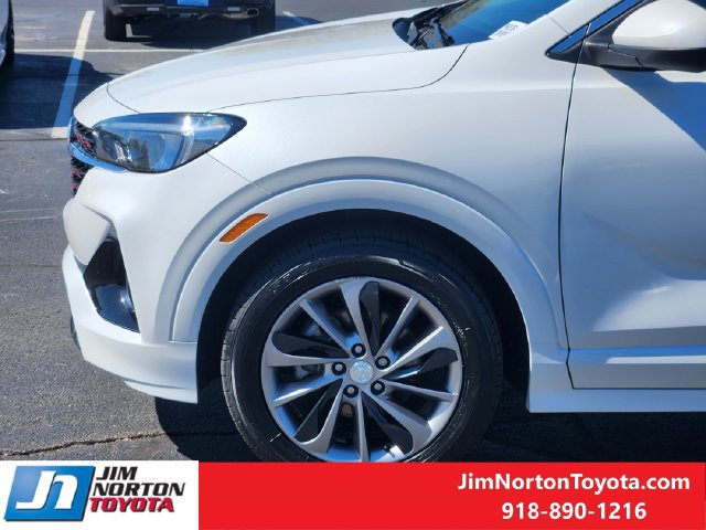 Used 2021 Buick Encore GX Select w/ Sport Touring Package FWD image 8
