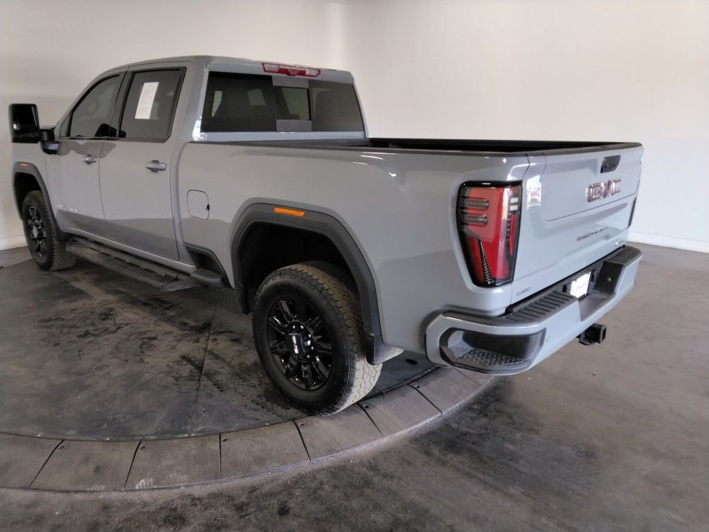 Used 2024 GMC Sierra 2500 AT4 w/ Technology Package image 8