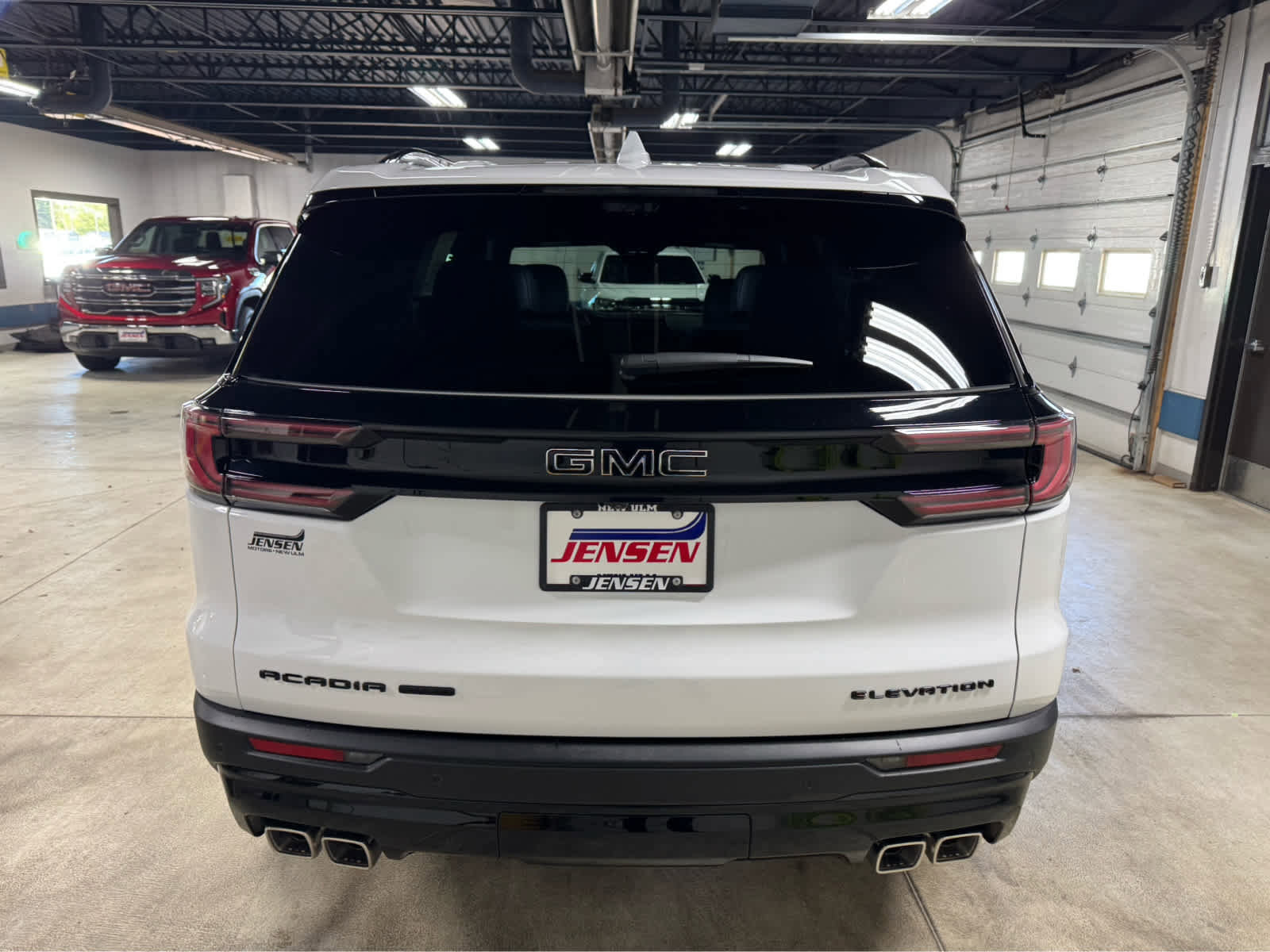 New 2026 GMC Acadia Elevation image 6