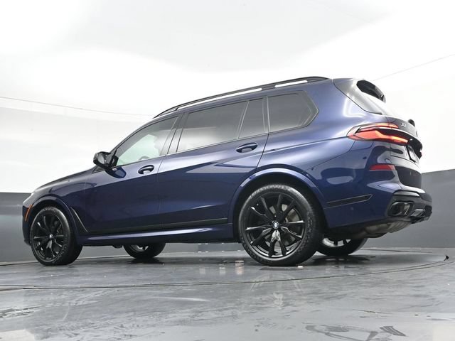 Certified 2025 BMW X7 M60i AWD/4WD image 36