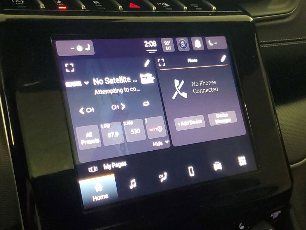 Used 2024 Jeep Grand Cherokee L Altitude image 17