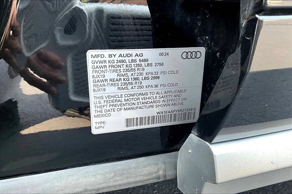 Used 2024 Audi Q5 2.0T Premium Plus AWD/4WD image 16