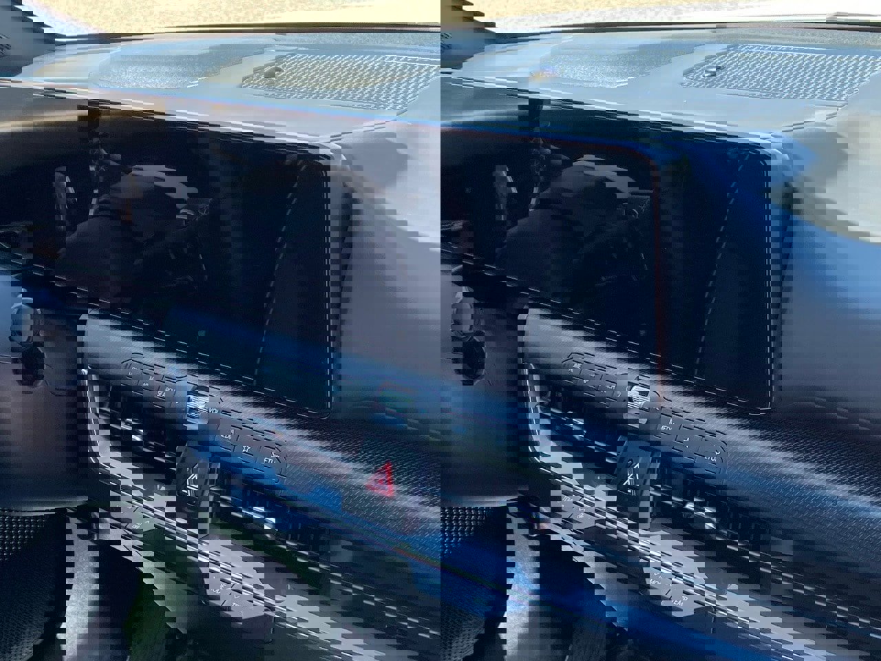 Used 2025 Kia K4 GT-Line w/ GT-Line Sunroof Package image 7