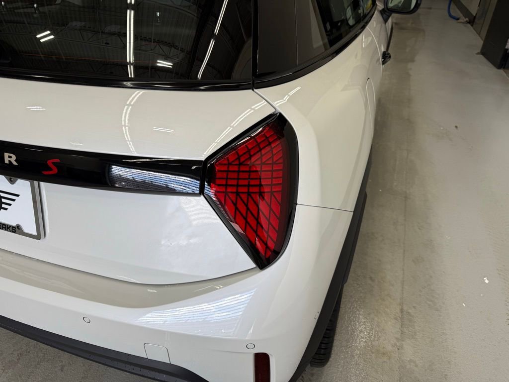 Used 2025 MINI Cooper S image 5