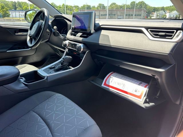 Certified 2023 Toyota RAV4 AWD Hybrid image 32