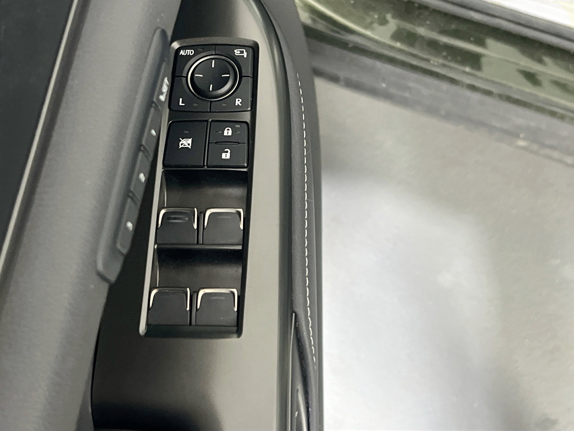 Used 2024 Lexus NX 350 AWD w/ Vision Package image 18