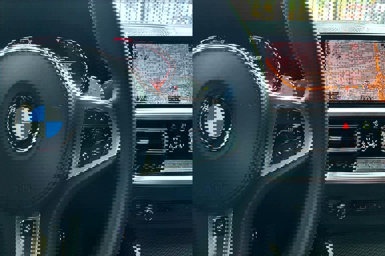 Used 2023 BMW 430i Coupe w/ M Sport Package image 24