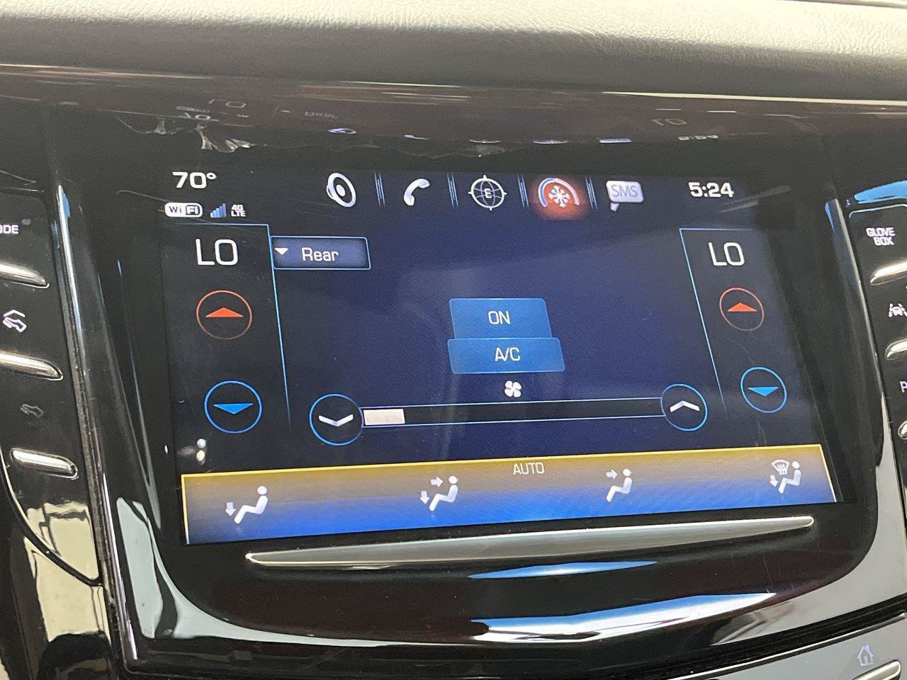 Used 2019 Cadillac Escalade Luxury AWD/4WD image 22