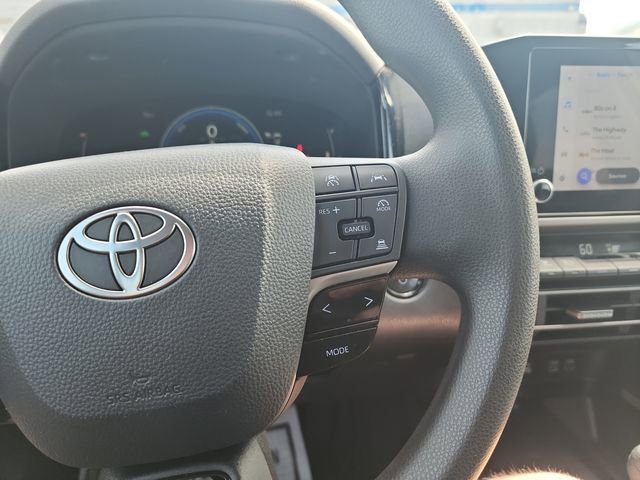 Used 2025 Toyota Camry LE FWD image 19
