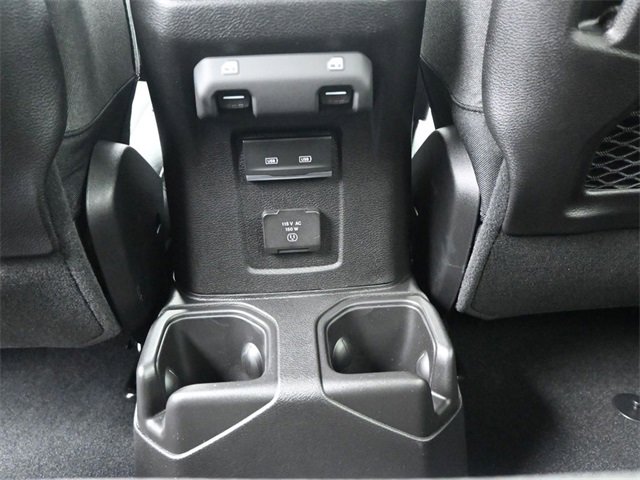 Used 2024 Jeep Wrangler Unlimited Rubicon w/ Technology Group image 15