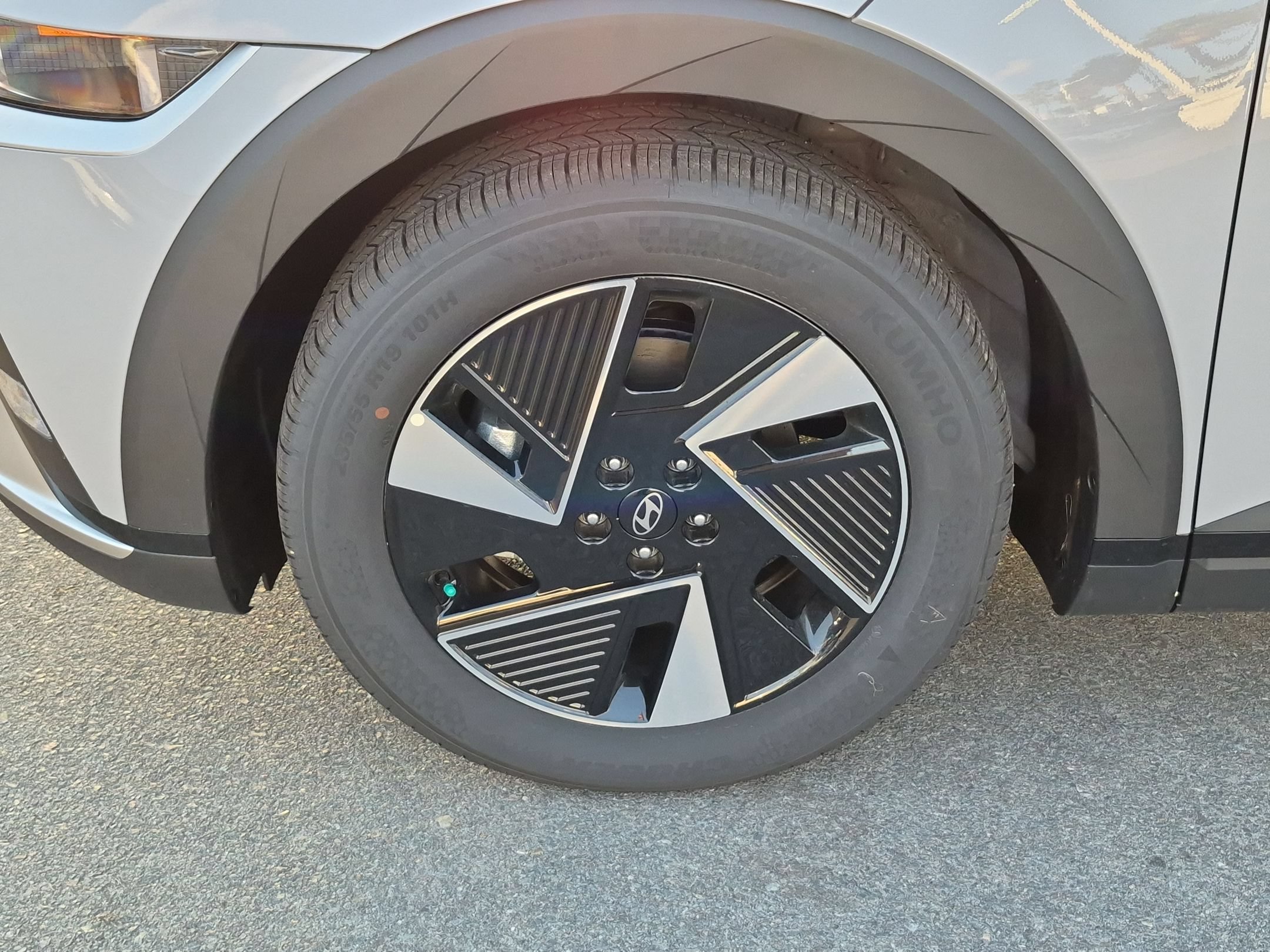 New 2027 Hyundai Ioniq 5 SEL RWD image 10
