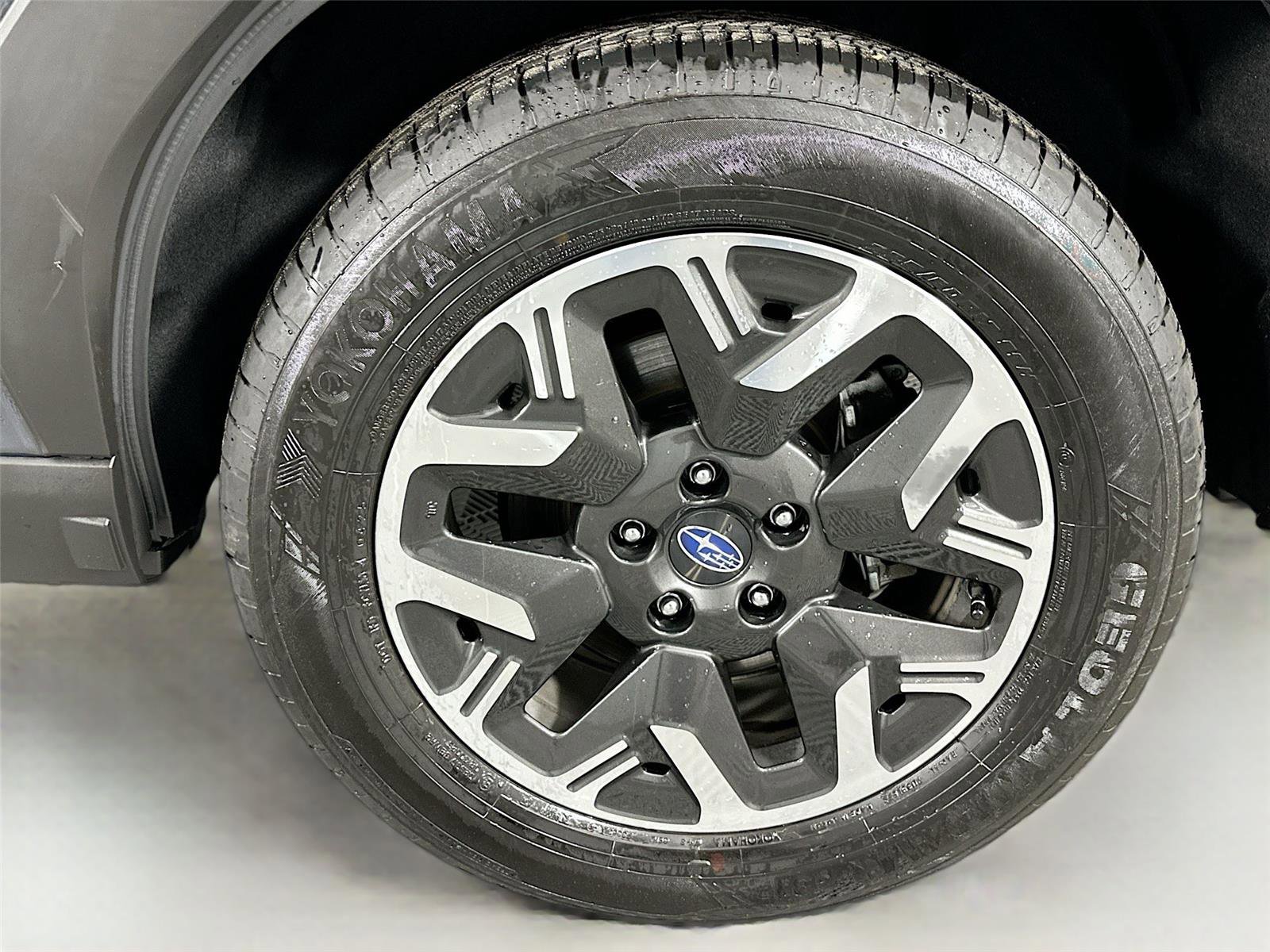 Used 2025 Subaru Forester Premium image 29