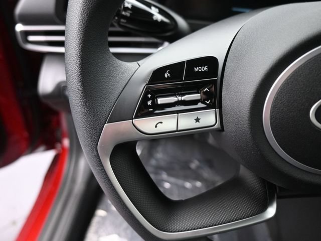 Certified 2026 Hyundai Elantra SE FWD image 18