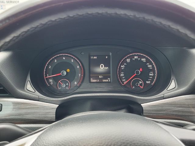 Used 2020 Volkswagen Passat 2.0T R-Line FWD image 5