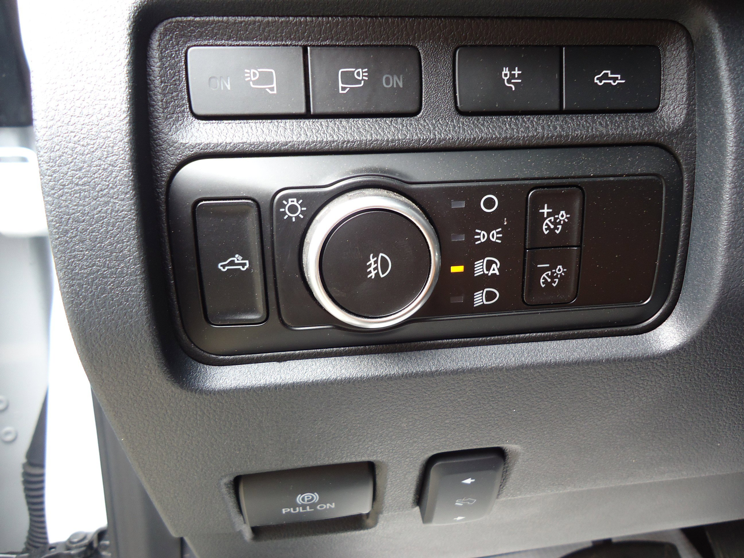 Used 2023 Ford F250 Platinum AWD/4WD image 17