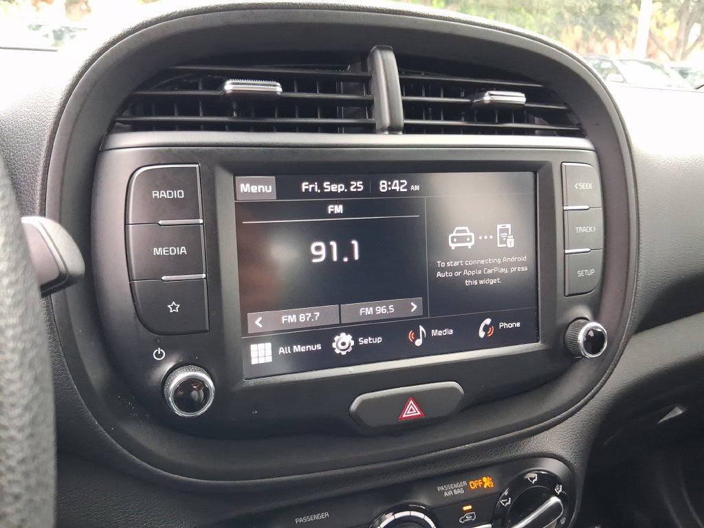 Used 2024 Kia Soul LX w/ Option Group 015 FWD image 19