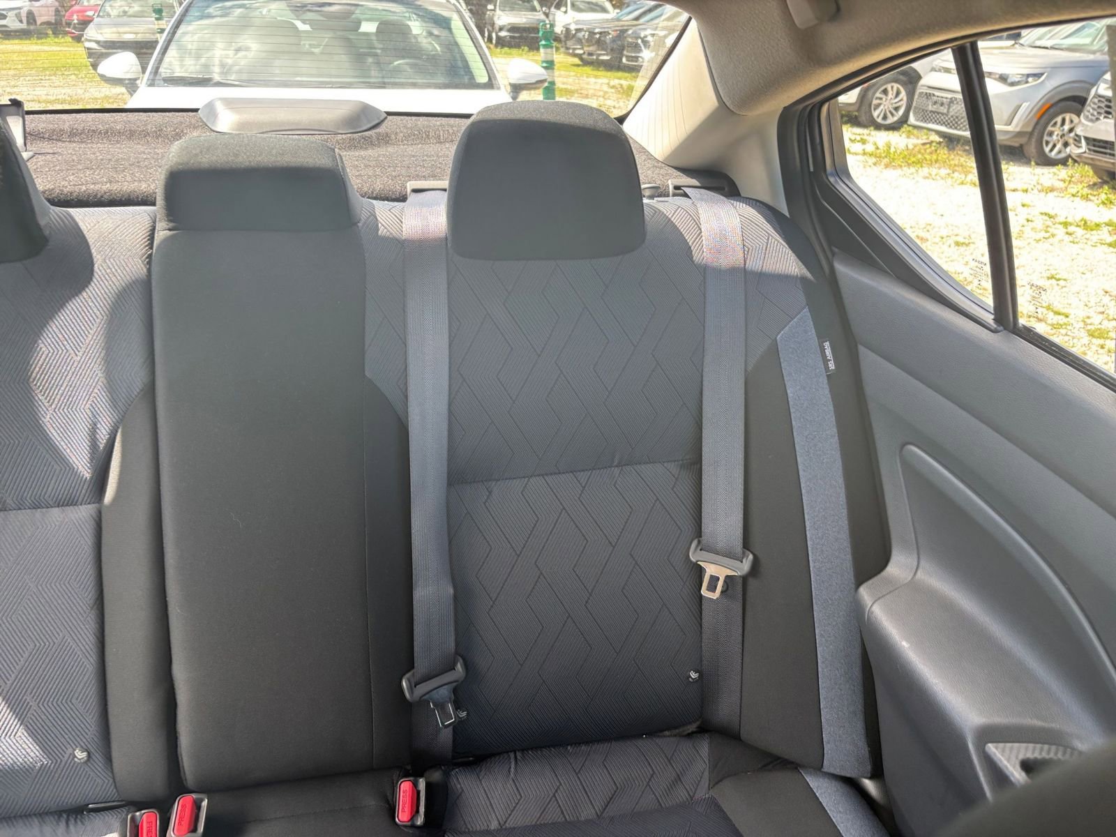 Used 2025 Nissan Versa SV FWD image 37