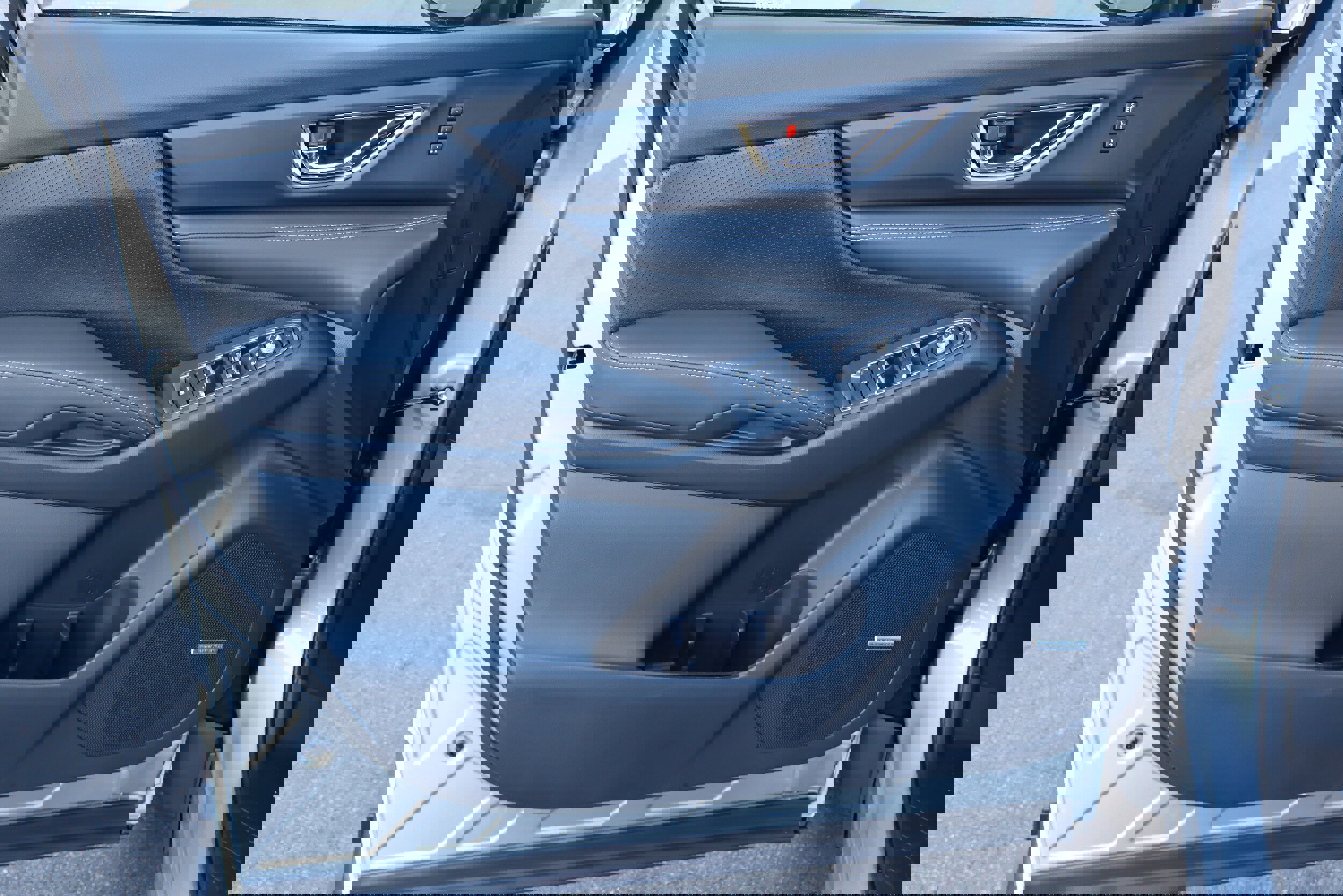 New 2026 Subaru Ascent Limited w/ Popular Package #2 image 8