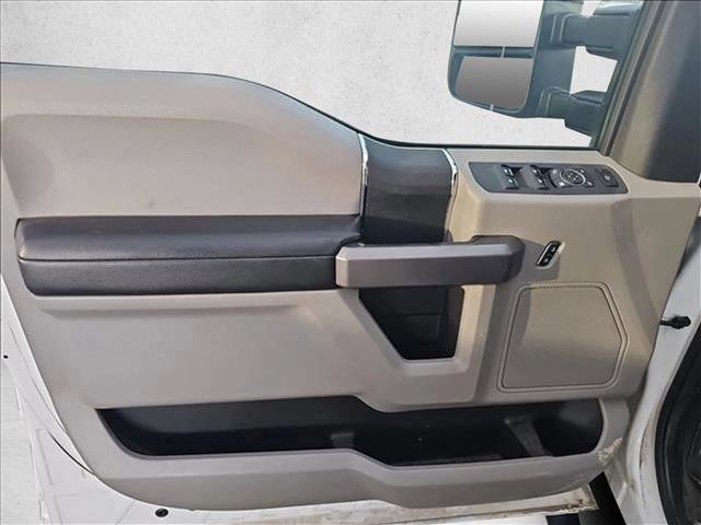 Used 2018 Ford F250 XLT w/ XLT Value Package image 12