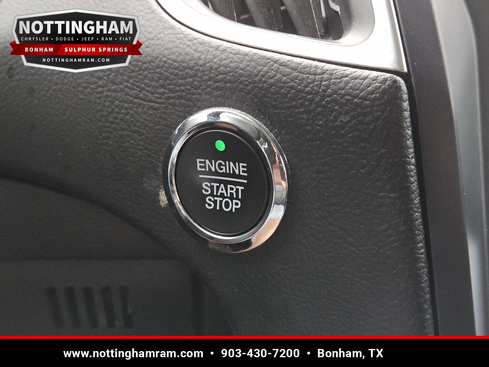 Used 2023 Ford Edge Titanium AWD/4WD image 21