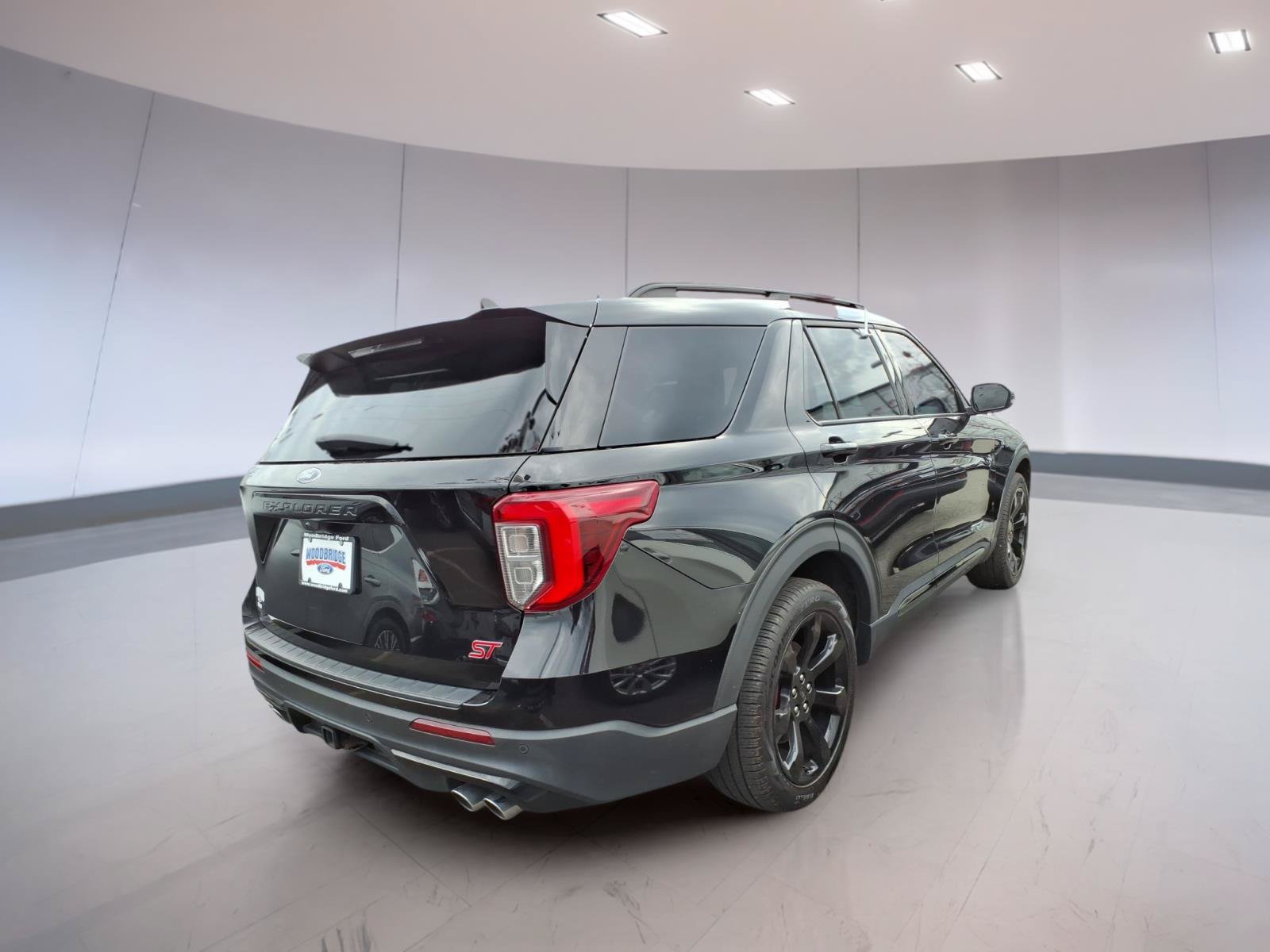 Used 2022 Ford Explorer ST w/ Equipment Group 401A AWD/4WD image 3