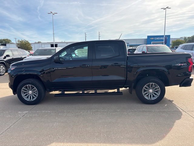 New 2026 Chevrolet Colorado LT w/ Advanced Trailering Package AWD/4WD image 9