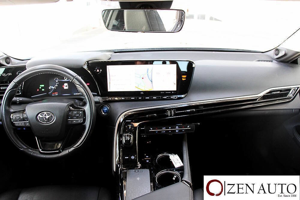 Used 2022 Toyota Mirai w/ Advanced Technology Package RWD image 14
