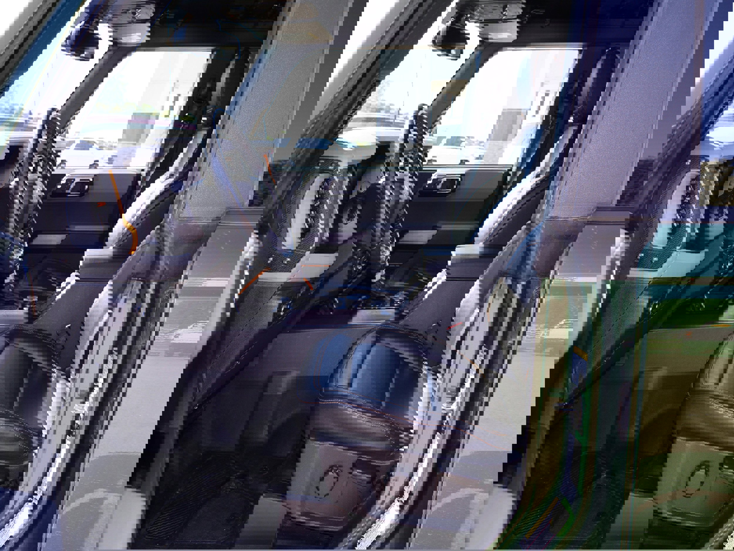 Used 2022 Ford Bronco Badlands w/ Sasquatch Package image 13