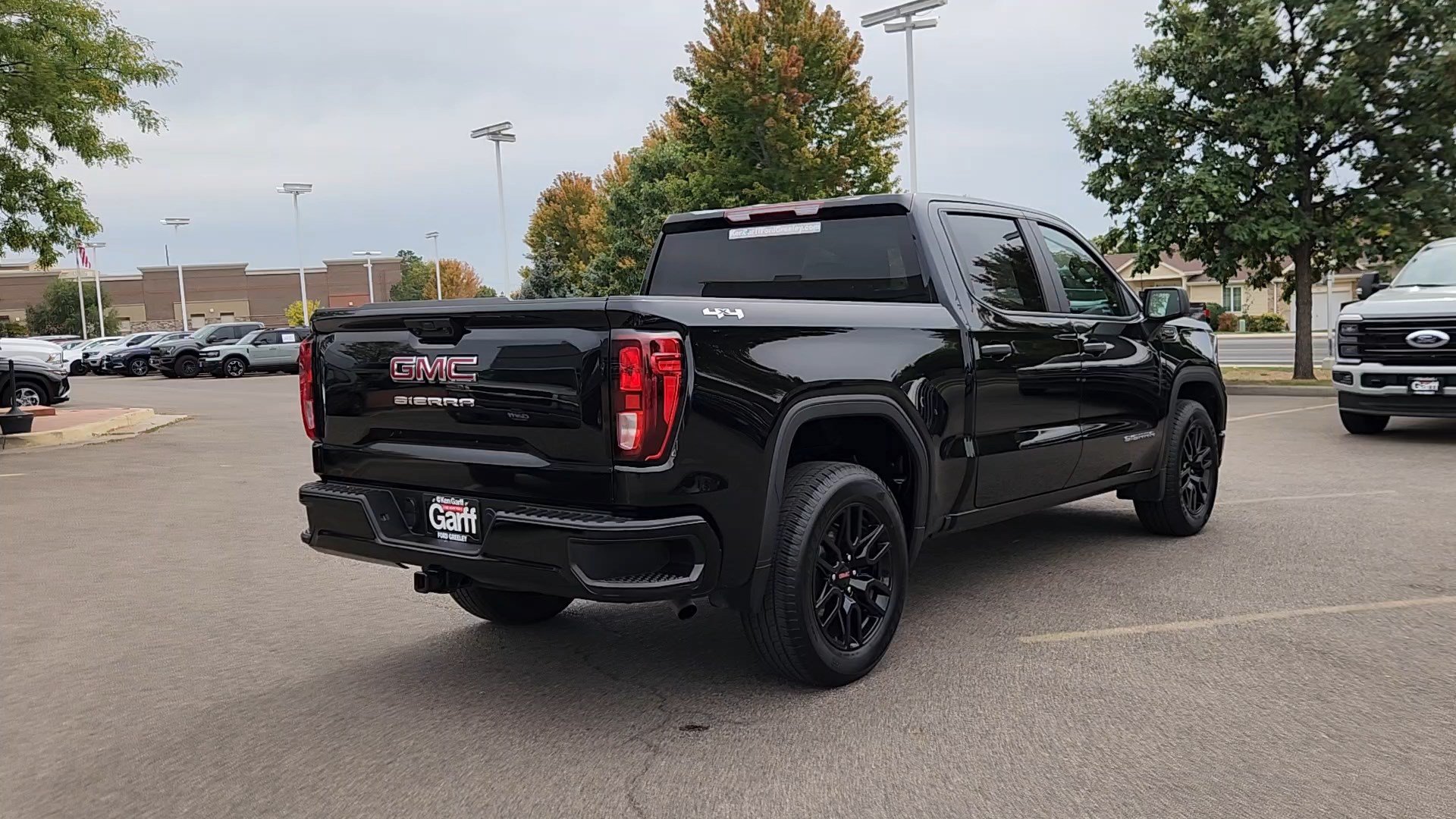 Used 2024 GMC Sierra 1500 Pro w/ Graphite Edition AWD/4WD image 17