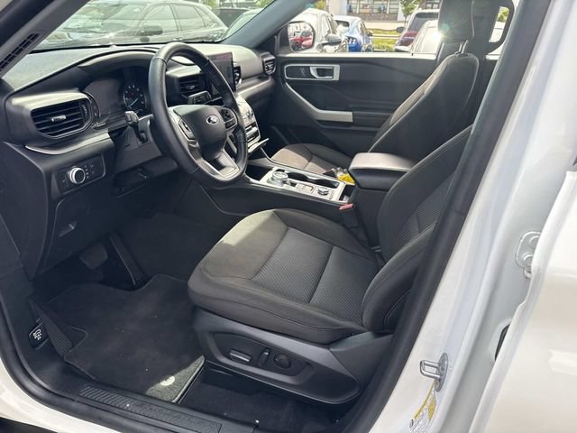 Used 2022 Ford Explorer XLT AWD/4WD image 25