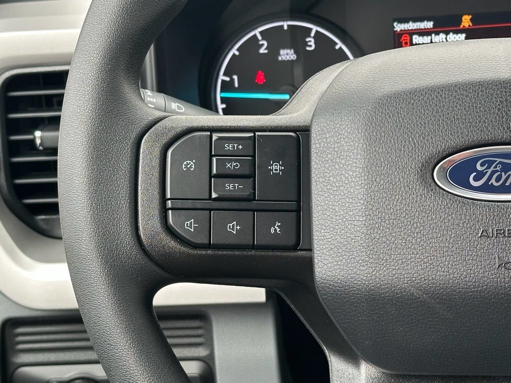 New 2026 Ford F550 4x4 SuperCab Super Duty image 8